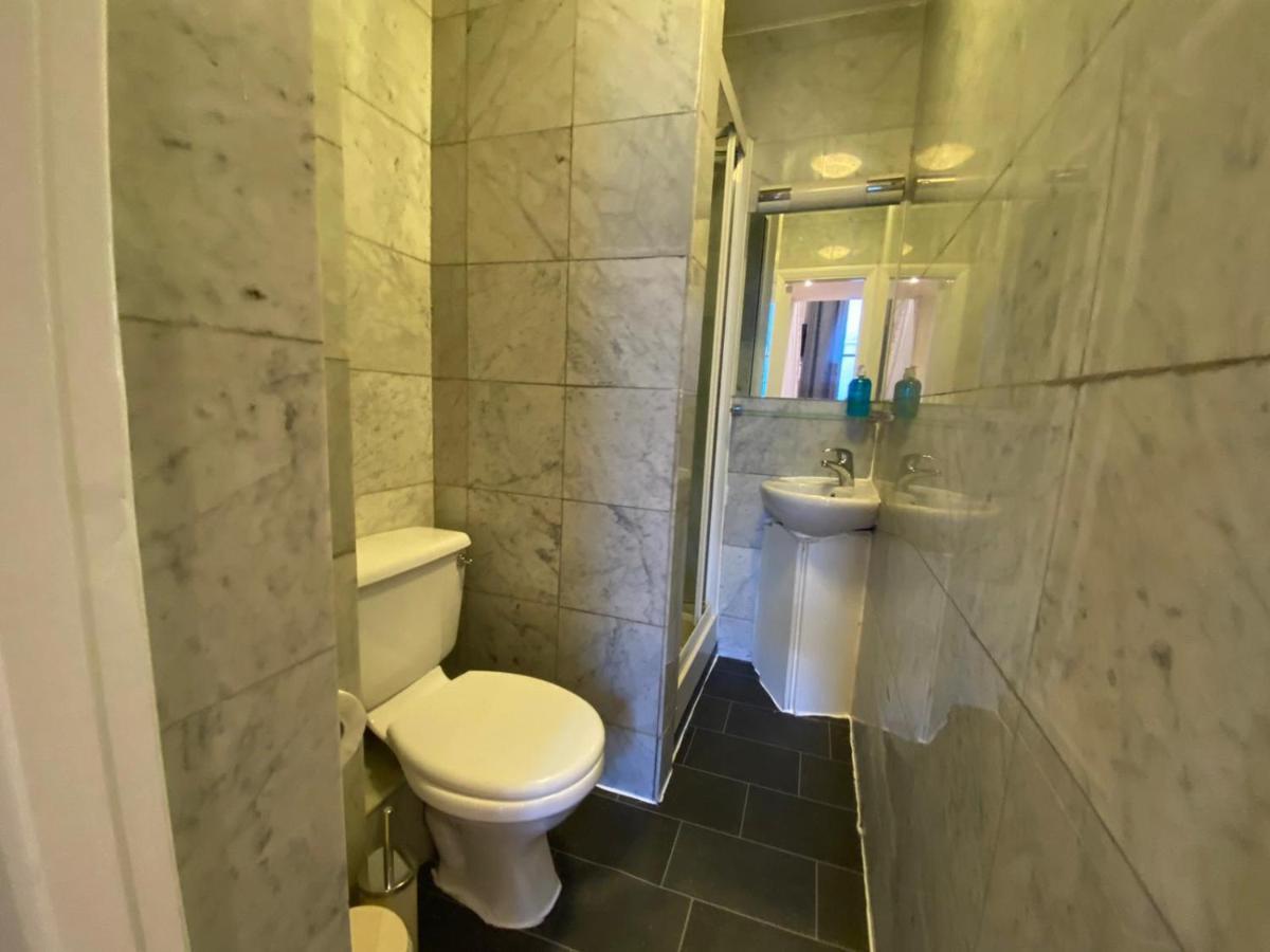 F5- Mezzanine Studio Fits 3 Near Paddington 런던 외부 사진